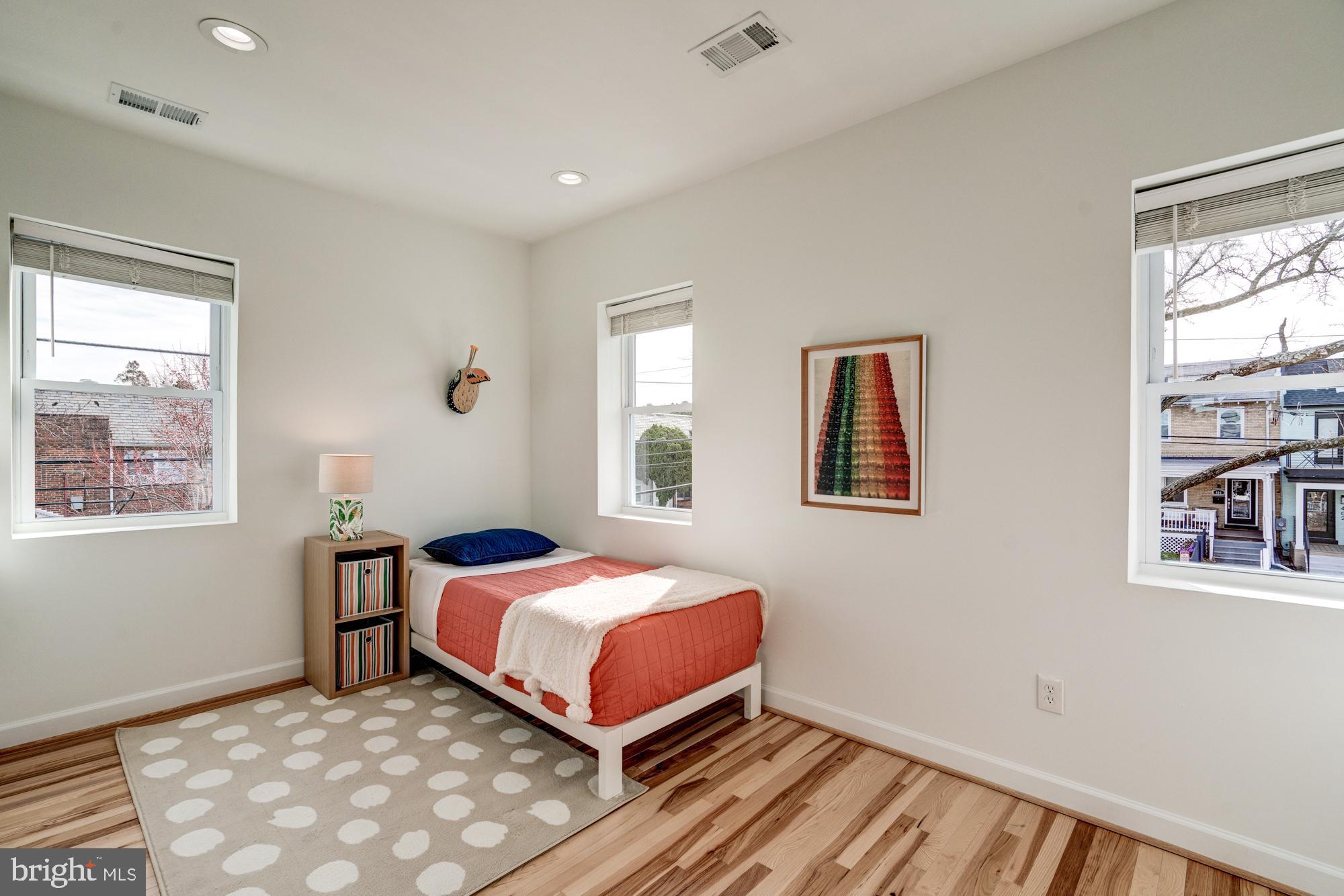 401 Delafield Place Northwest Washington, DC 20011 - Photo 31 of 43