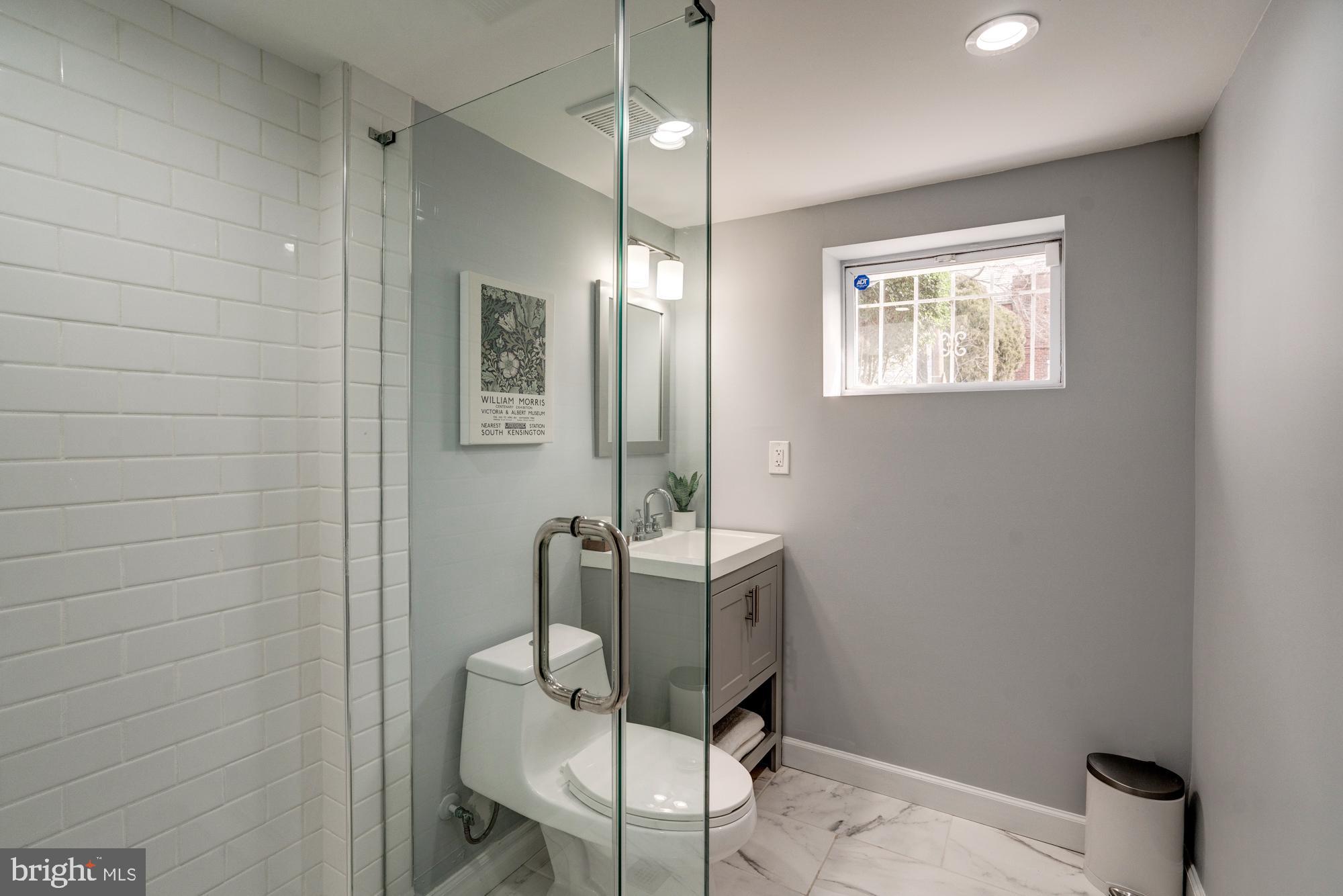 401 Delafield Place Northwest Washington, DC 20011 - Photo 35 of 43