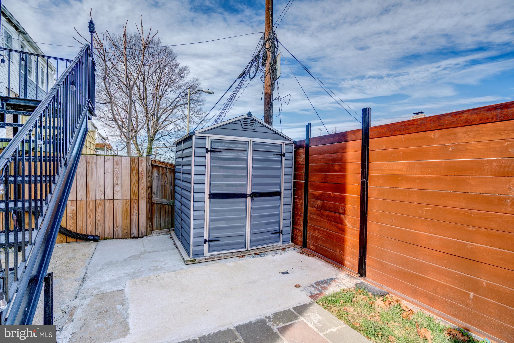 401 Delafield Place Northwest Washington, DC 20011 - Photo 39 of 43