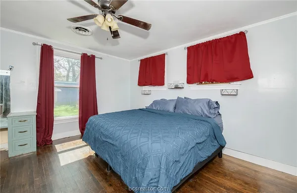 $350,000 | 301 Elm Avenue, Bryan, TX 77801