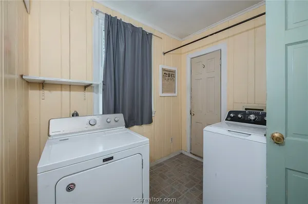 $350,000 | 301 Elm Avenue, Bryan, TX 77801