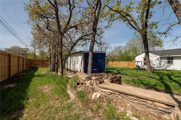 $350,000 | 301 Elm Avenue, Bryan, TX 77801