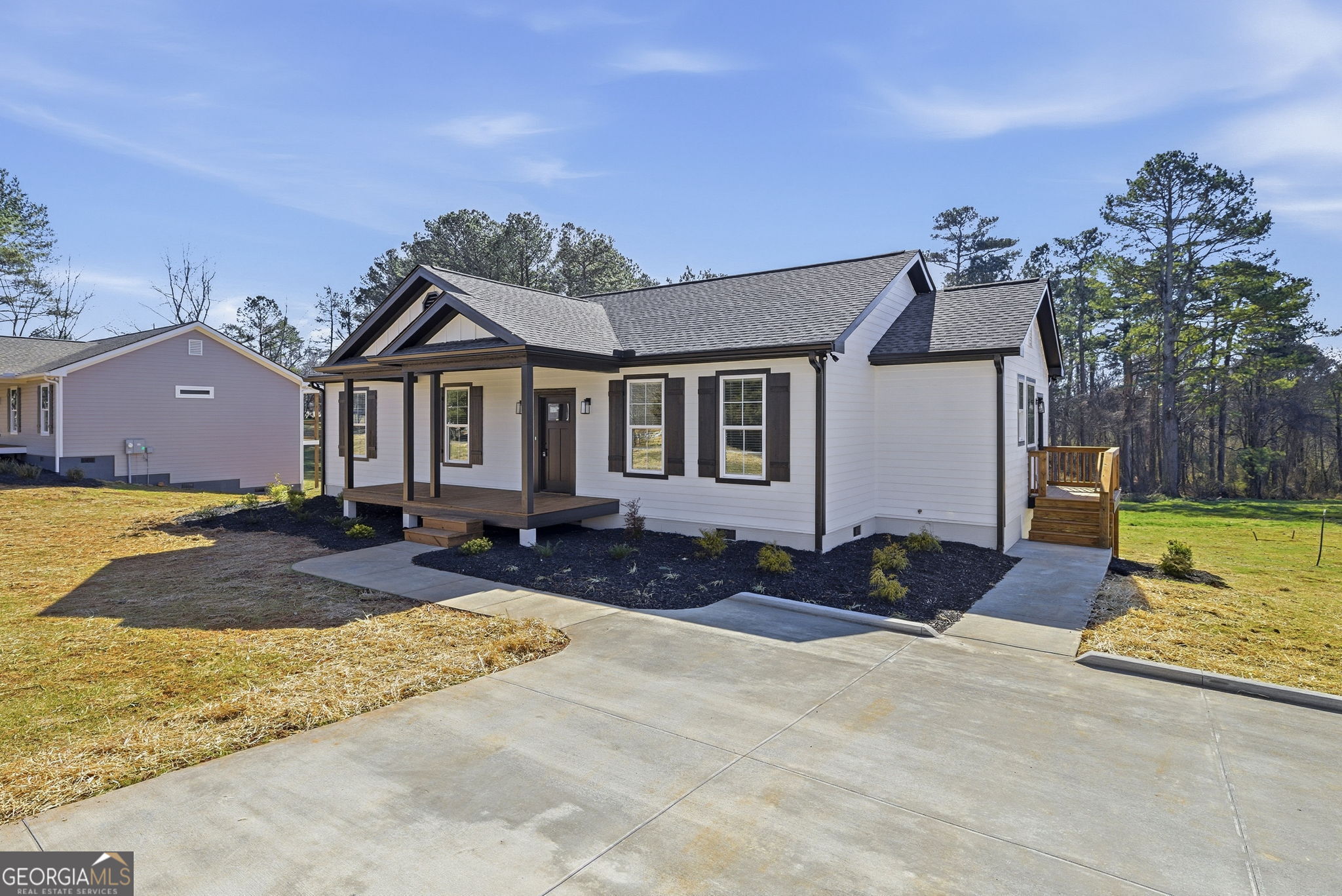 240 Carl Loudermilk Road Mount Airy, GA 30563 - Photo 2 of 26