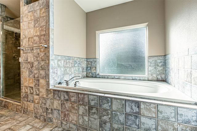 $660,000 | 9205 Vancouver Drive Northeast, Lacey, WA 98516