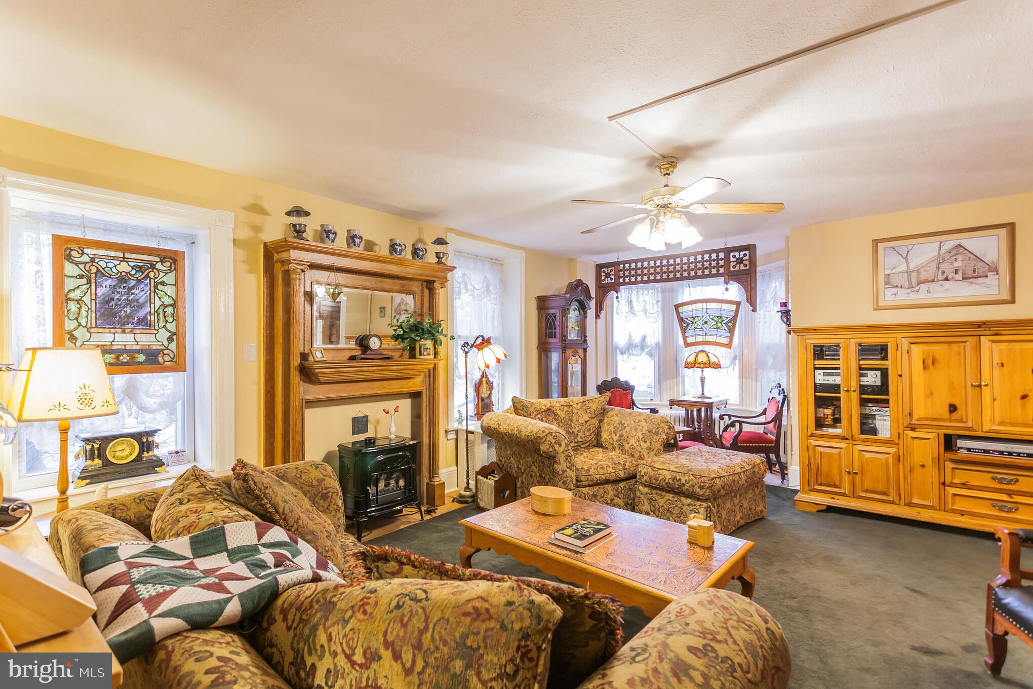 1084 Durham Road Newtown, PA 18940 - Photo 5 of 26