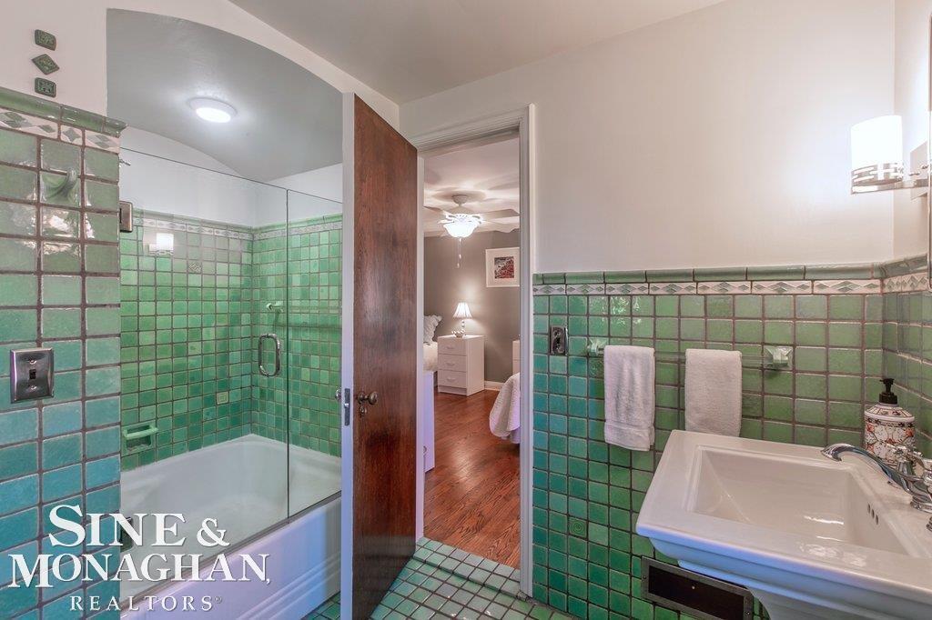631 Pemberton Road Grosse Pointe Park, MI 48230 - Photo 19 of 32