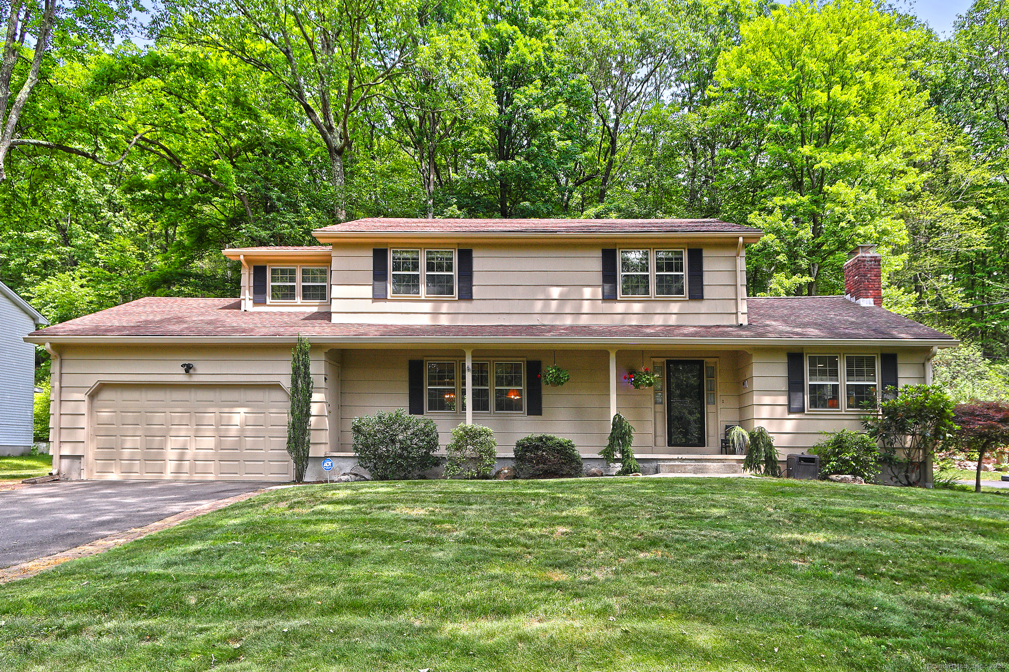 55 Gate Way Hamden, CT 06514 - Photo 1 of 1 Welcome to 55 Gate Way....