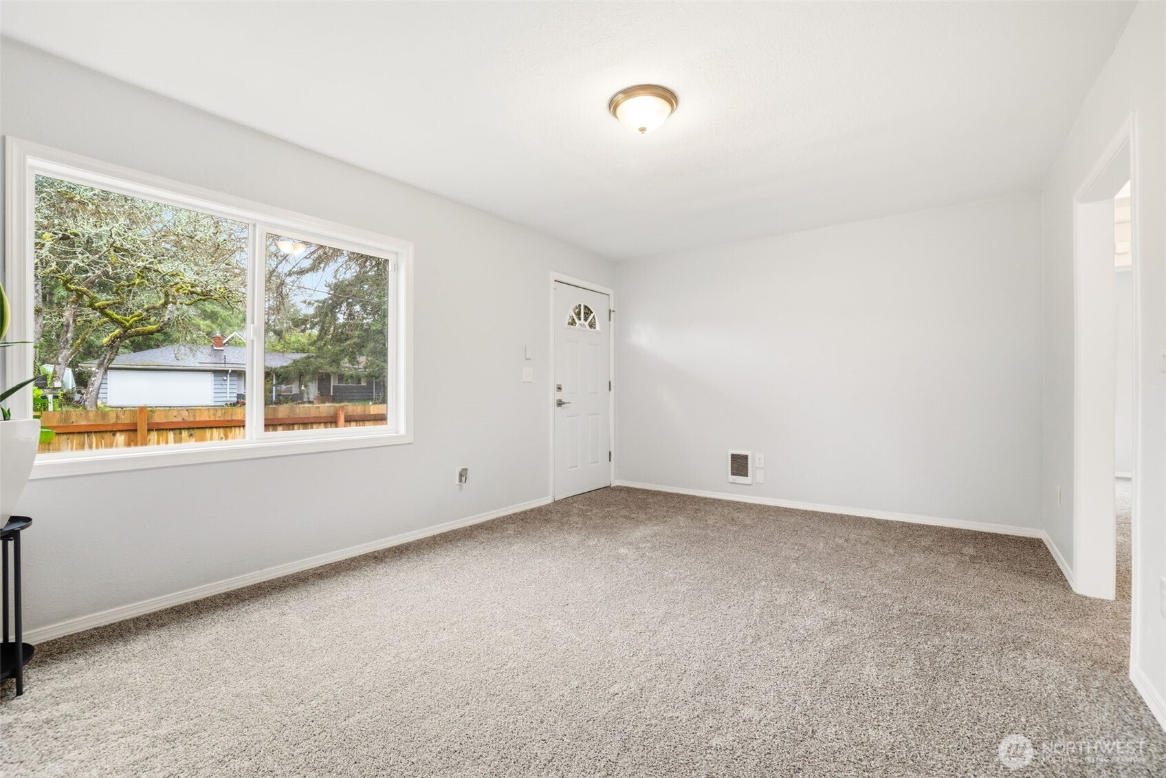 11606 Military Road Southwest Lakewood, WA 98498 - Photo 11 of 30