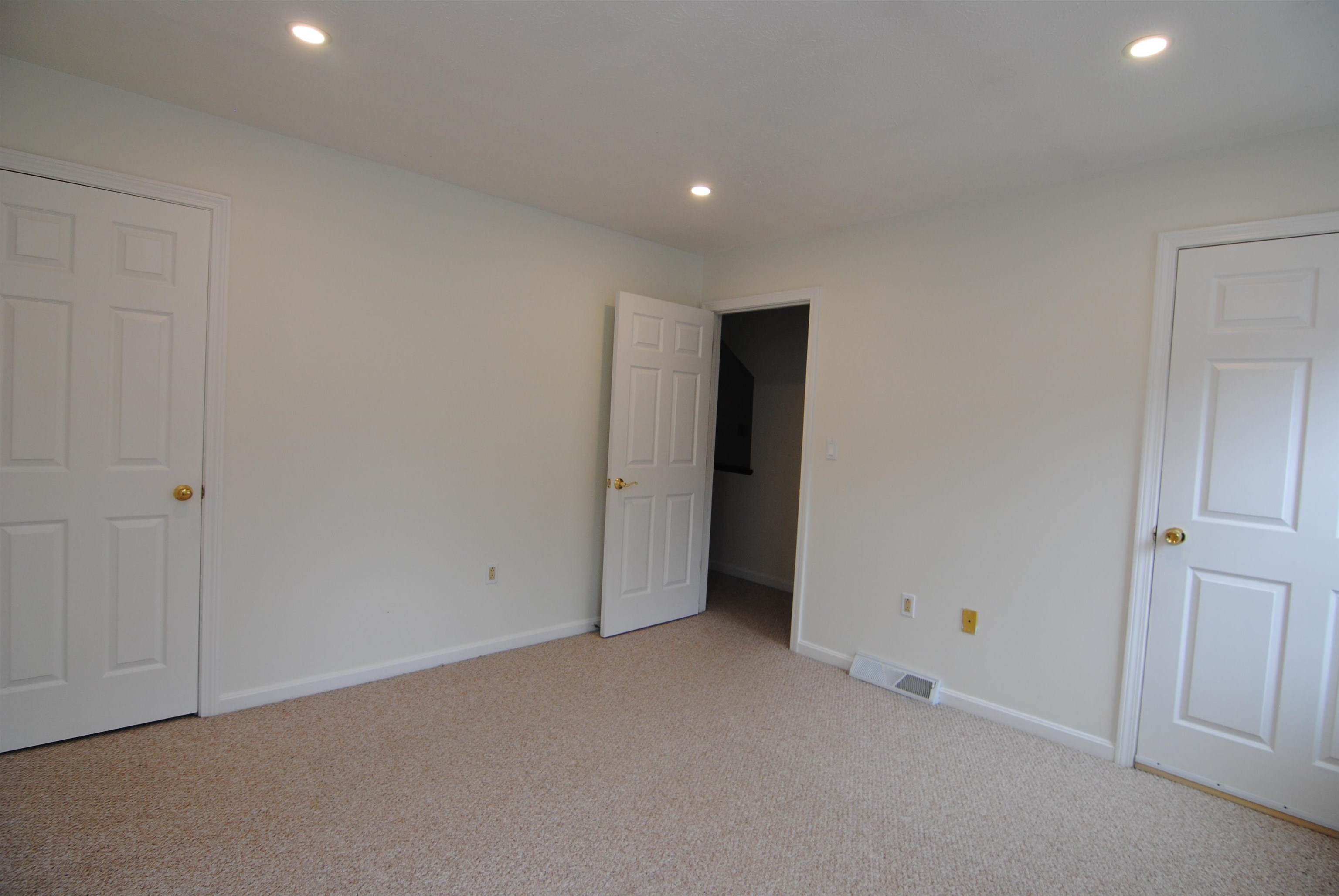 5 Cadogan Way Nashua, NH 03062 - Photo 21 of 36