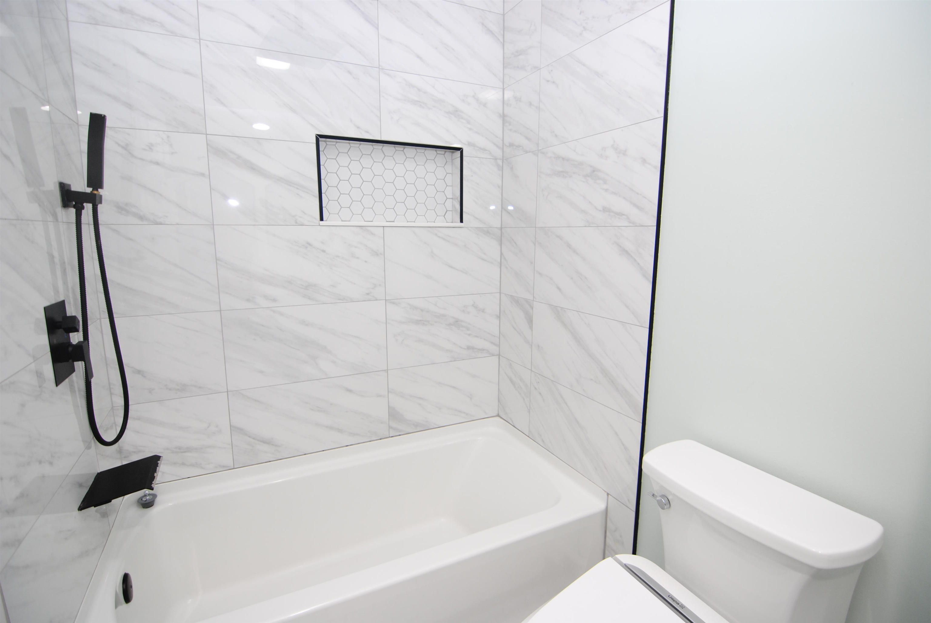 5 Cadogan Way Nashua, NH 03062 - Photo 23 of 36