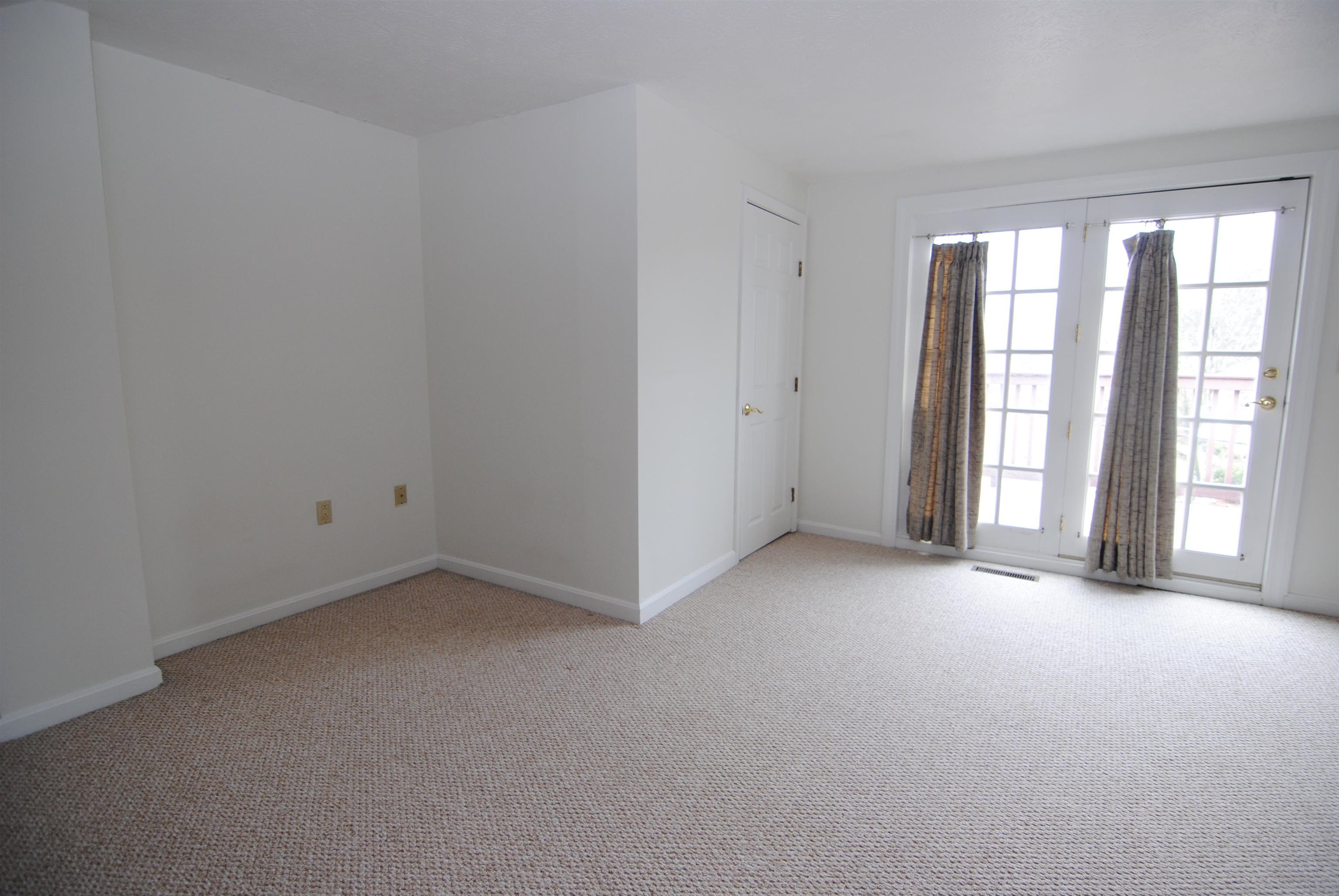 5 Cadogan Way Nashua, NH 03062 - Photo 26 of 36