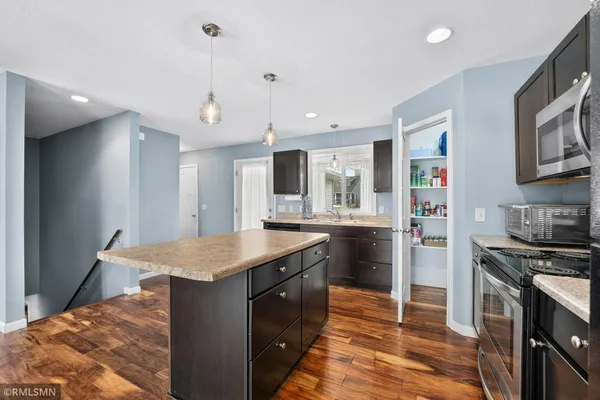 $350,000 | 3235 West Ridge Drive, Eau Claire, WI 54703