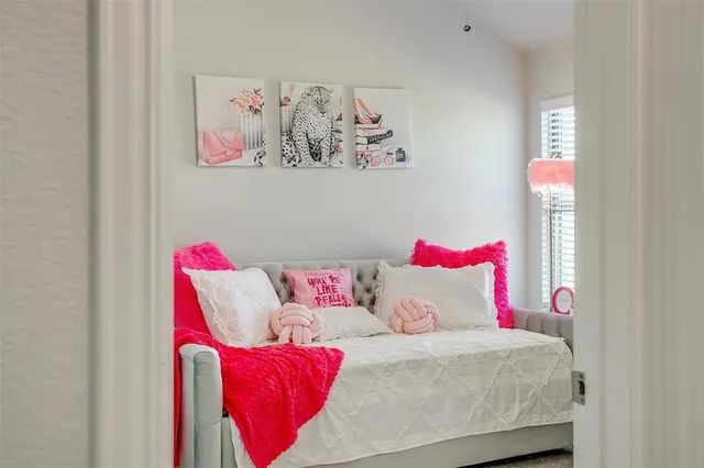 $2,000 | 6618 Ellesmere Drive, Greenville, TX 75402