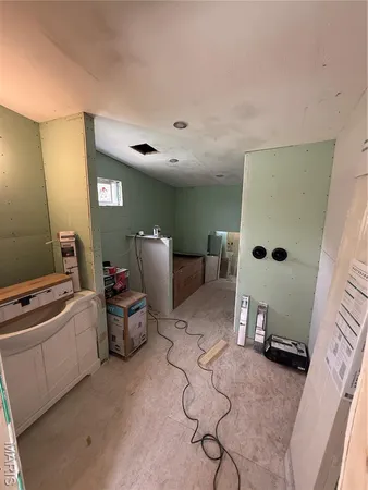 $159,900 | 1046 Wayne 372, Piedmont, MO 63957