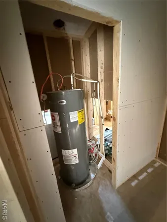 $159,900 | 1046 Wayne 372, Piedmont, MO 63957