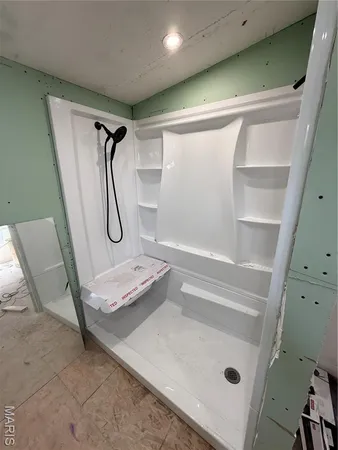 $159,900 | 1046 Wayne 372, Piedmont, MO 63957