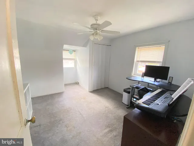 $299,000 | 880 Quaint Street, Secane, PA 19018