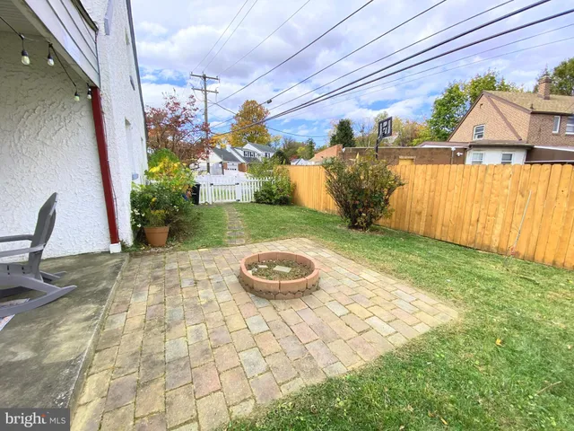 $299,000 | 880 Quaint Street, Secane, PA 19018