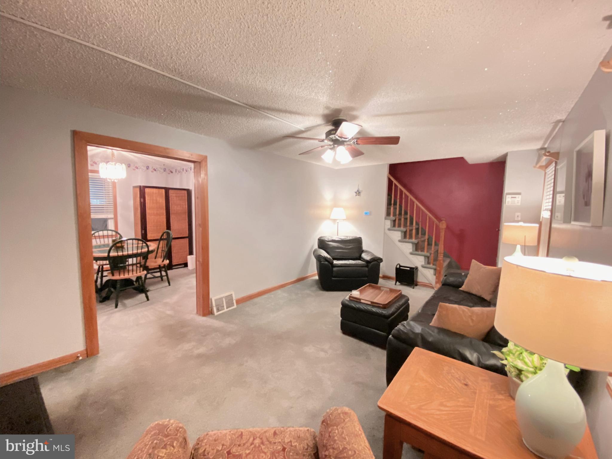 880 Quaint Street Secane, PA 19018 - Photo 3 of 30