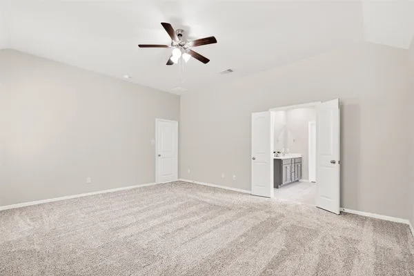 $2,300 | 5839 Brimstone Hill Lane, Conroe, TX 77304