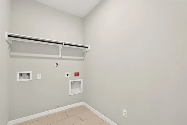 $2,300 | 5839 Brimstone Hill Lane, Conroe, TX 77304