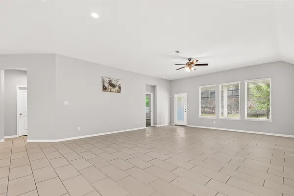 $2,300 | 5839 Brimstone Hill Lane, Conroe, TX 77304