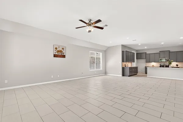 $2,300 | 5839 Brimstone Hill Lane, Conroe, TX 77304
