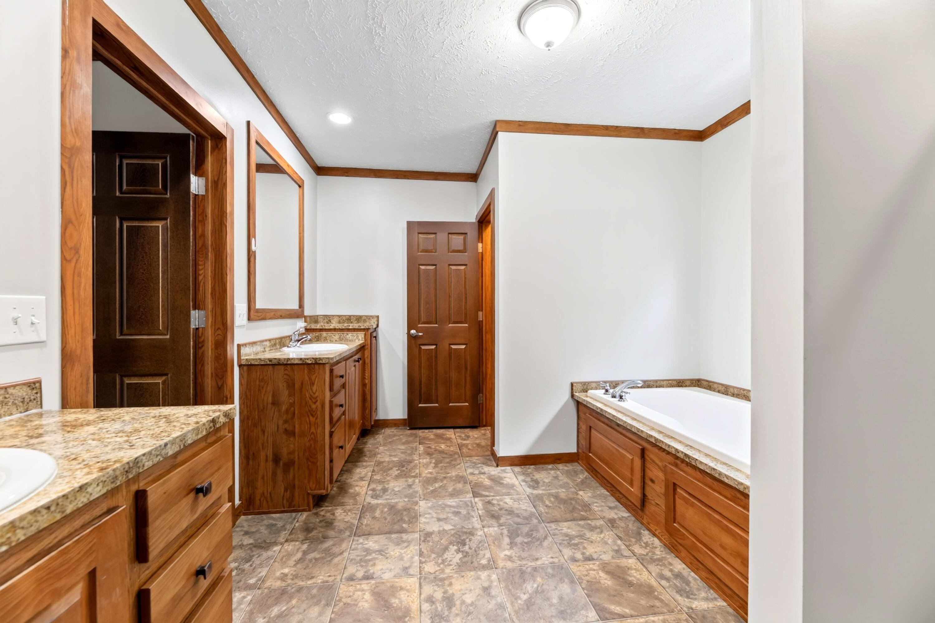 1331 North Brewington Road Manning, SC 29102 - Photo 40 of 62 PRIMARY BATHROOM
