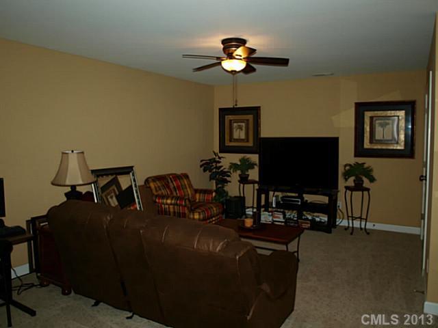 11139 Sandstone Road Charlotte, NC 28277 - Photo 13 of 16 Gallery Image 13