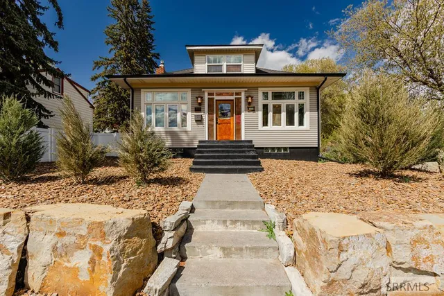 $486,000 | 355 6th Street, Idaho Falls, ID 83401