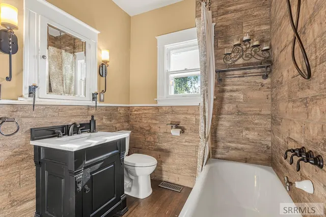 $486,000 | 355 6th Street, Idaho Falls, ID 83401