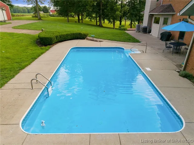 $819,000 | 16708 Clapp Road, Otisco, IN 47163