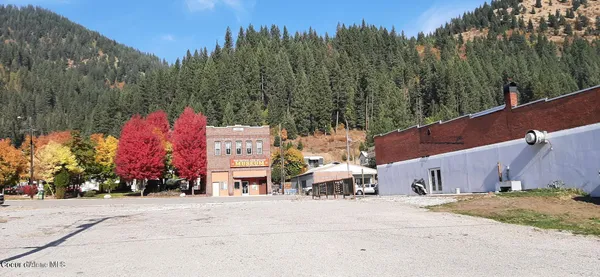 $225,000 | 218-224 Earle Street, Mullan, ID 83846