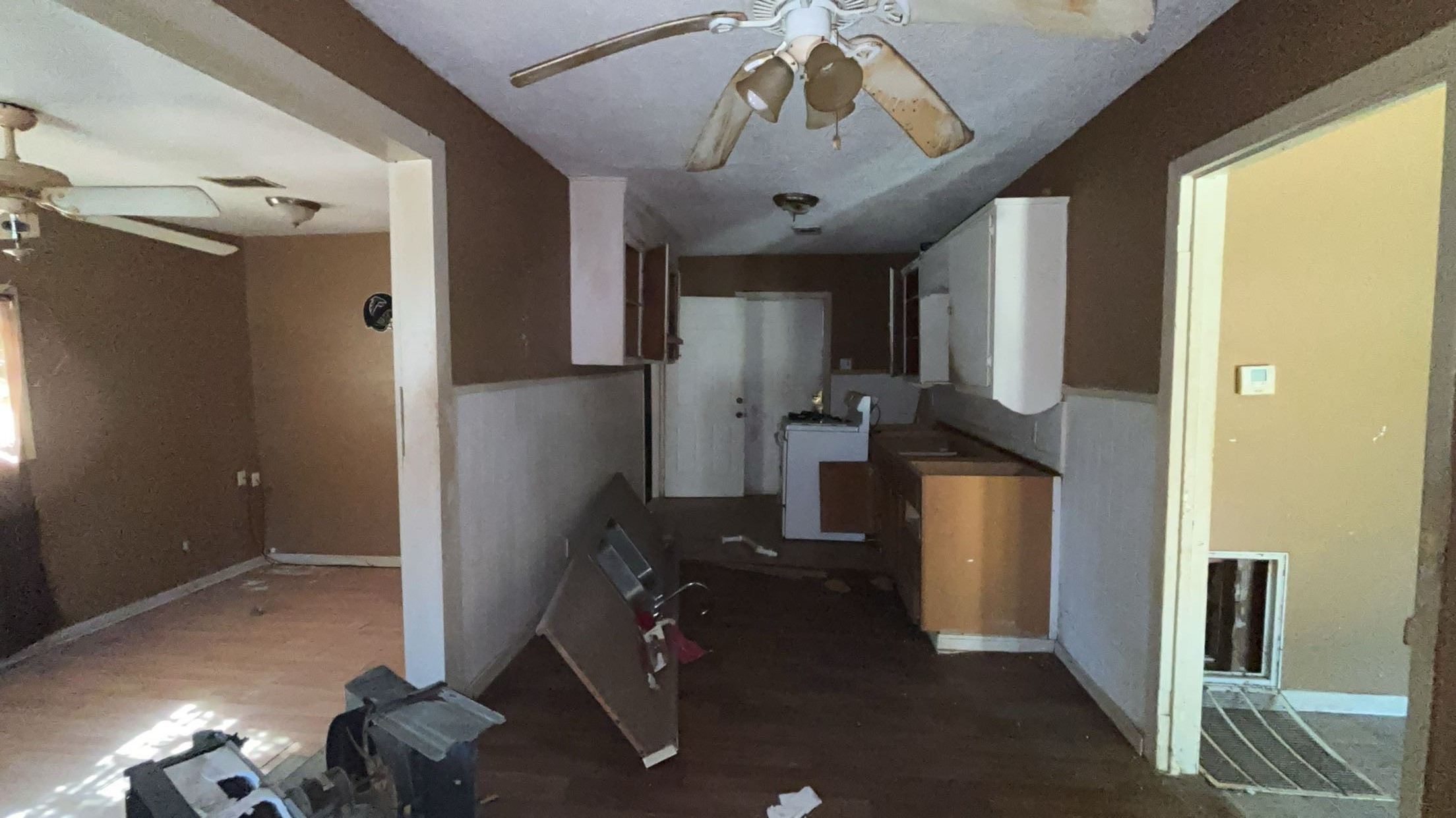 4490 Irene Street Beaumont, TX 77705 - Photo 9 of 15 Kitchen