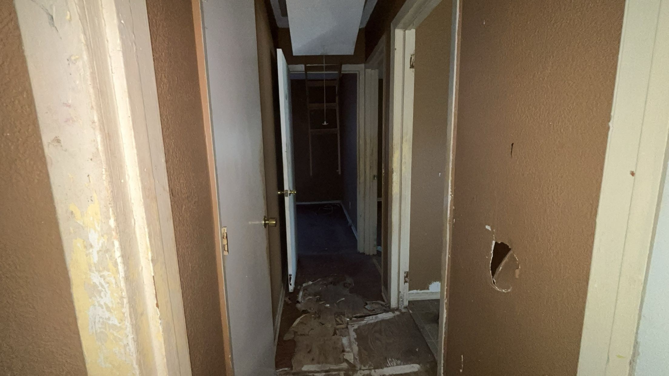 4490 Irene Street Beaumont, TX 77705 - Photo 10 of 15 Hall Way