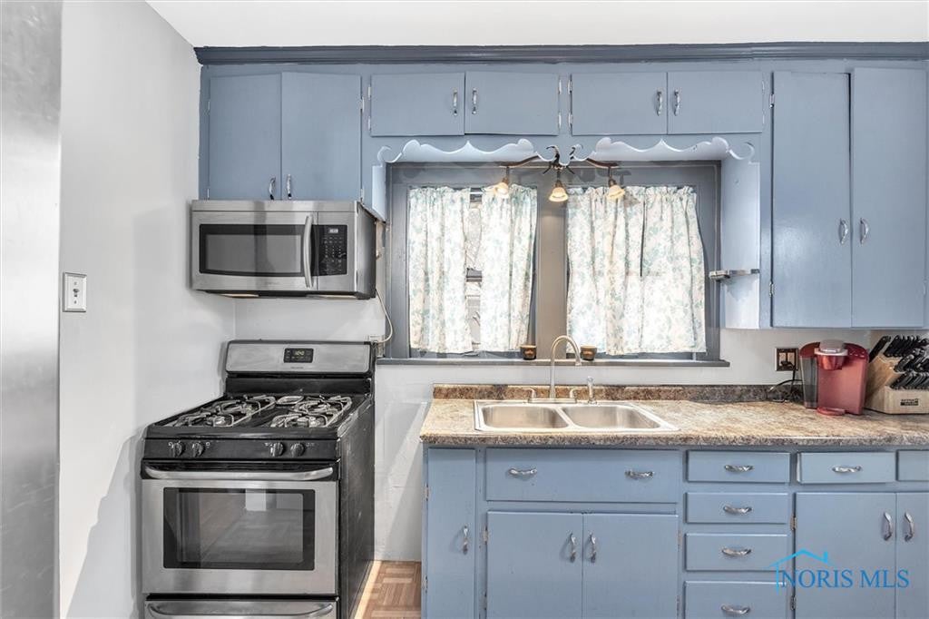 2149 Loxley Road Toledo, OH 43613 - Photo 13 of 37 Gallery Image 13