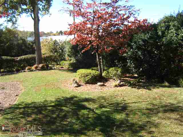 605 Laurel Road Easley, SC 29640 - Photo 8 of 9 Gallery Image 8