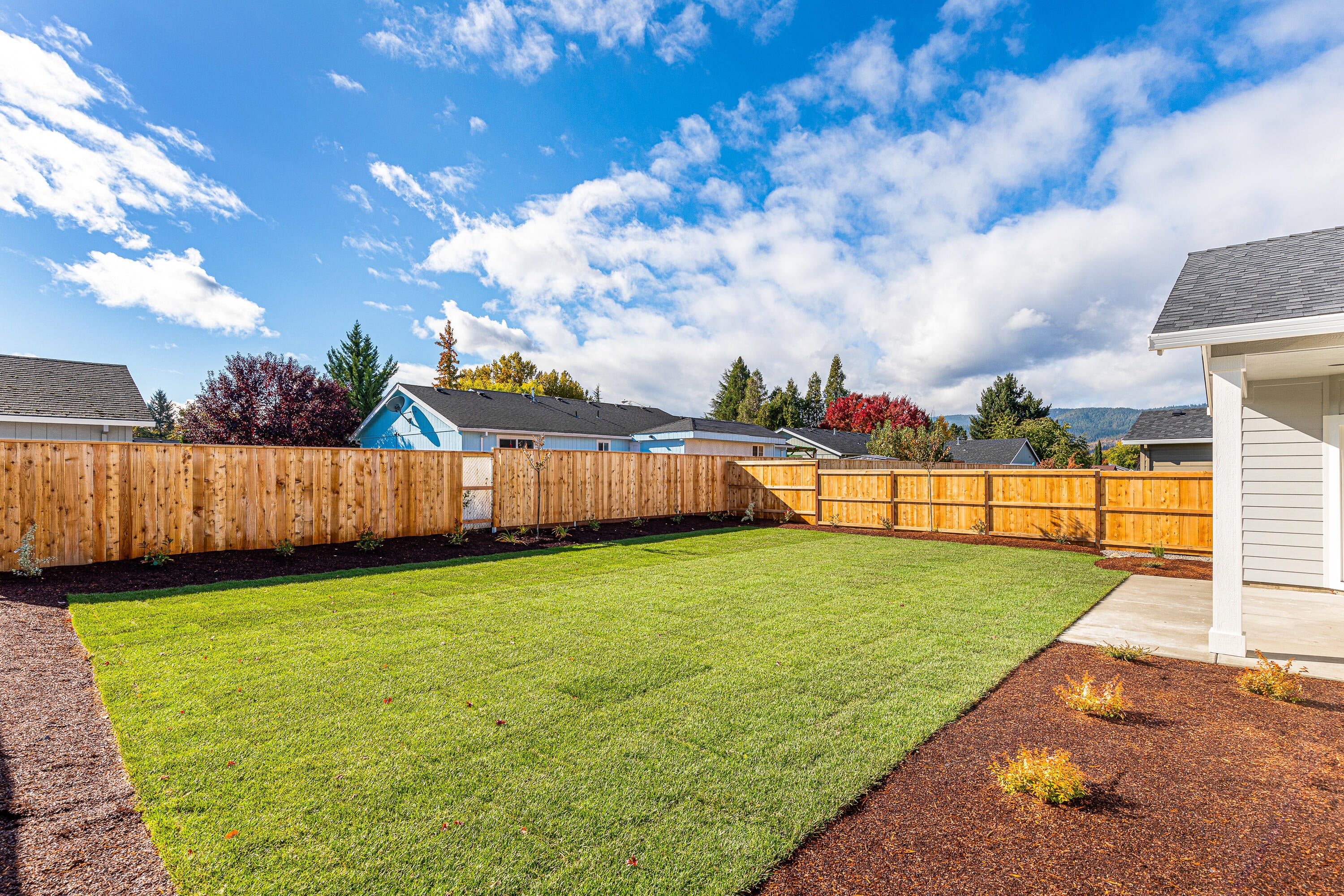 445 Cheney Loop Central Point, OR 97502 - Photo 29 of 35 35