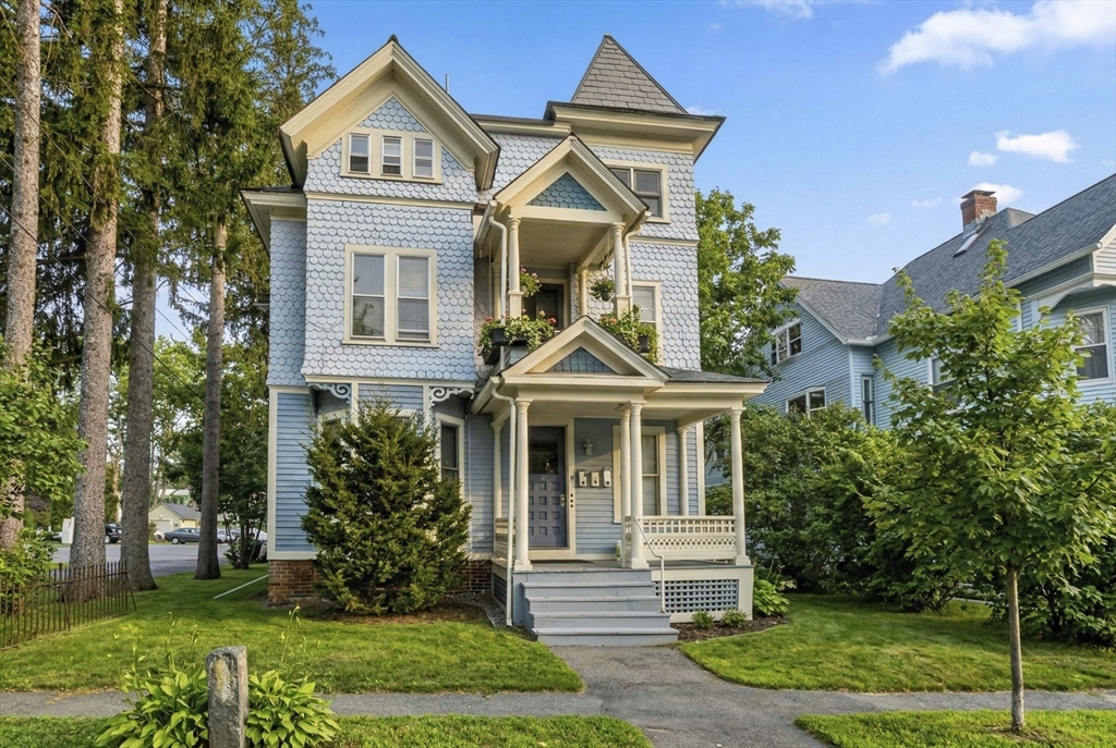 19 Trumbull Road Northampton, MA 01060 - Photo 2 of 13