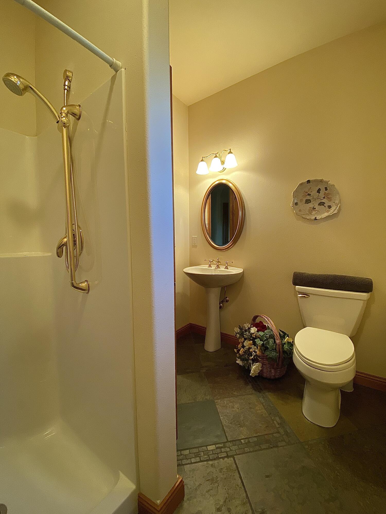 N7008 Lap Road Taycheedah, WI 53057 - Photo 25 of 50 Full Bath Main