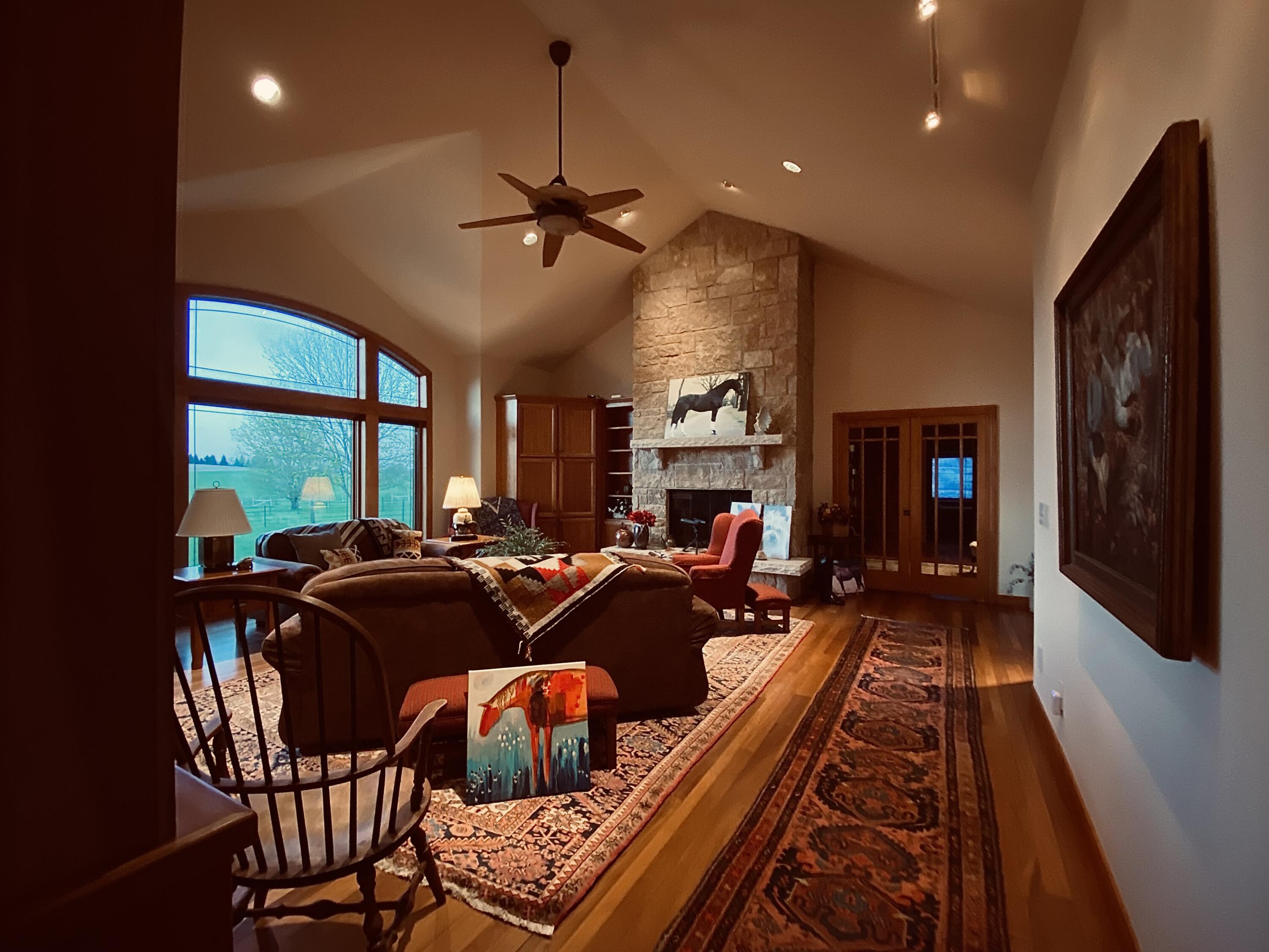 N7008 Lap Road Taycheedah, WI 53057 - Photo 4 of 50 Great Room