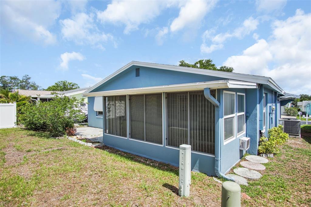 1009 Crane Court Dunedin, FL 34698 - Photo 35 of 63