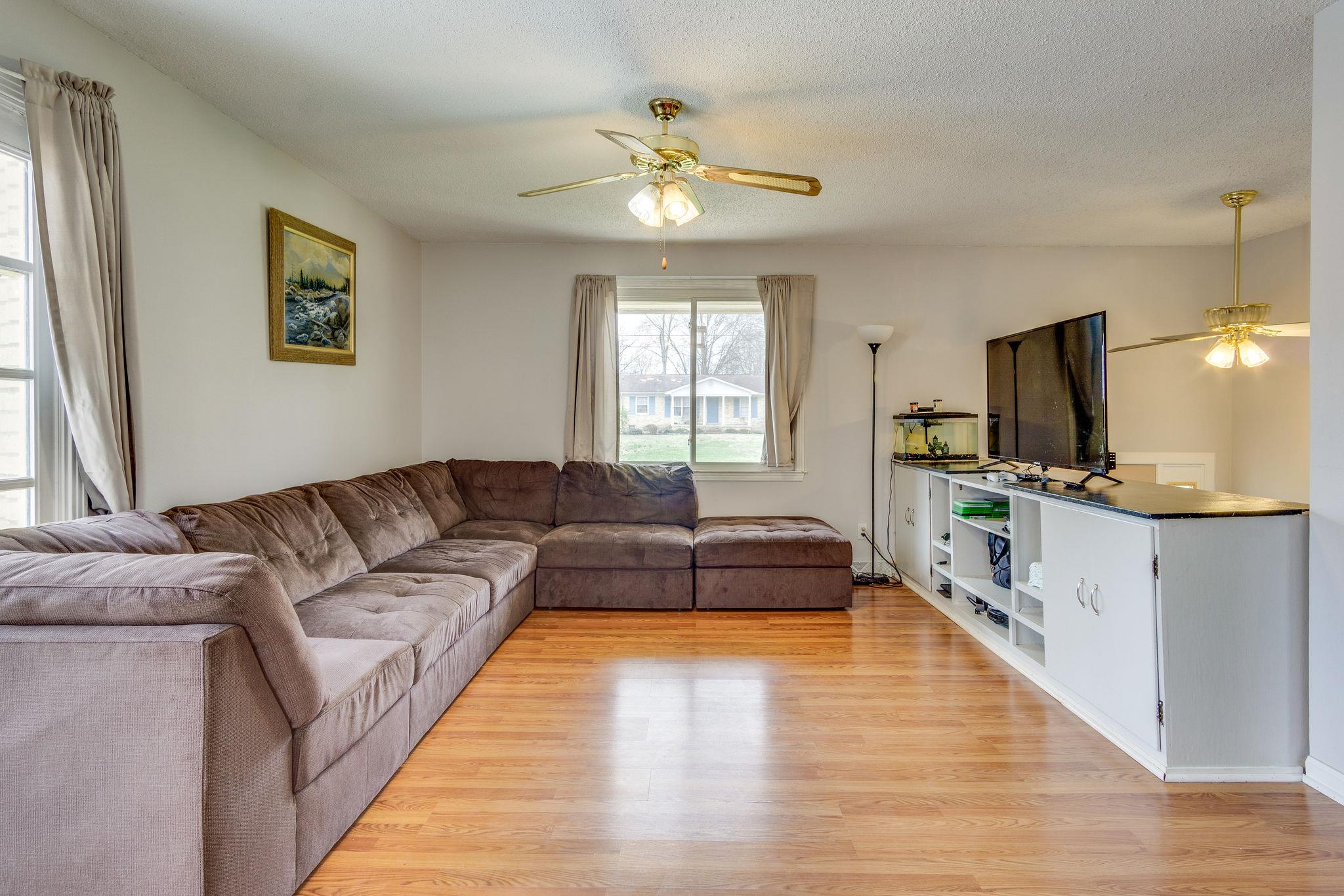 204 Stonewall Road Columbia, TN 38401 - Photo 4 of 29 Set your TV on the built-in entertainment center, slide in your components and enjoy!