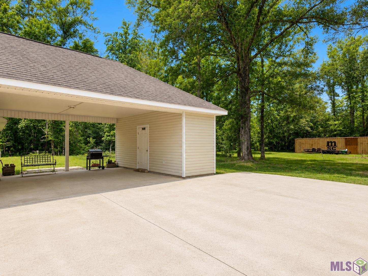 33755 Perkins Crossing Road Walker, LA 70785 - Photo 3 of 19