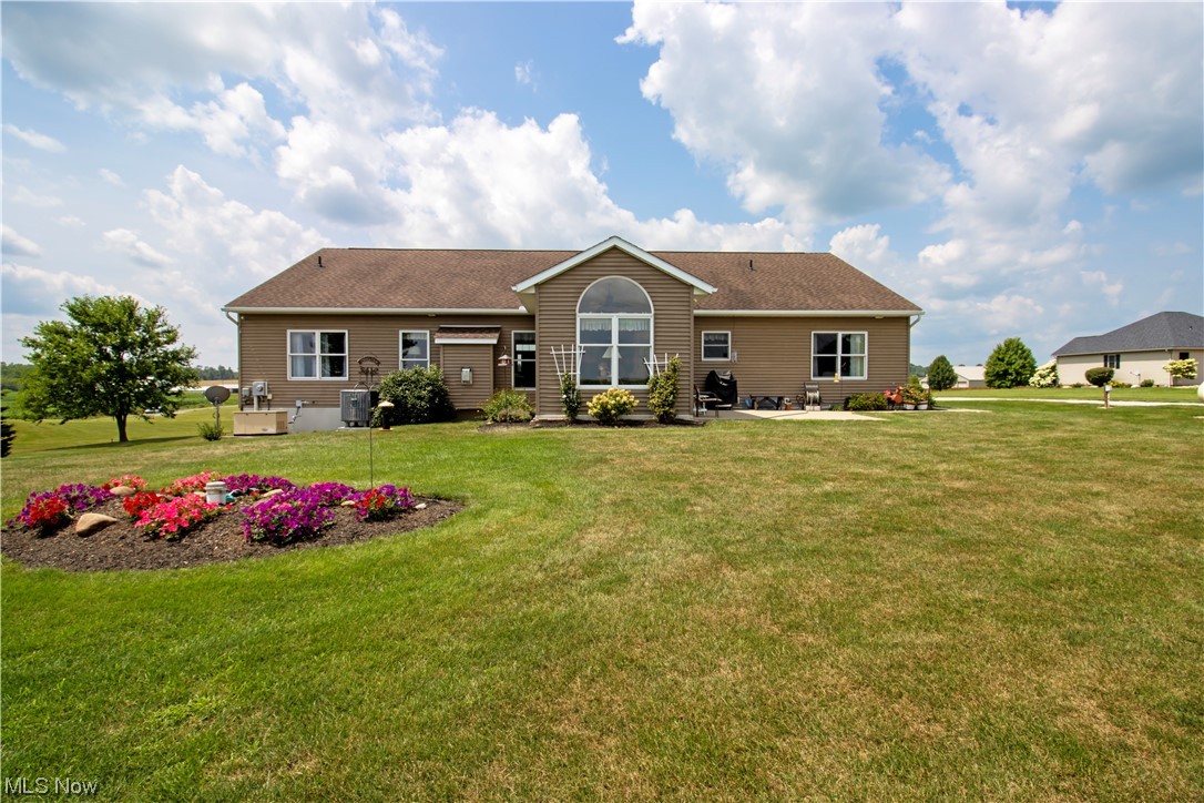 4281 Heyl Road Wooster, OH 44691 - Photo 28 of 32 Ranch-style home featuring a front yard