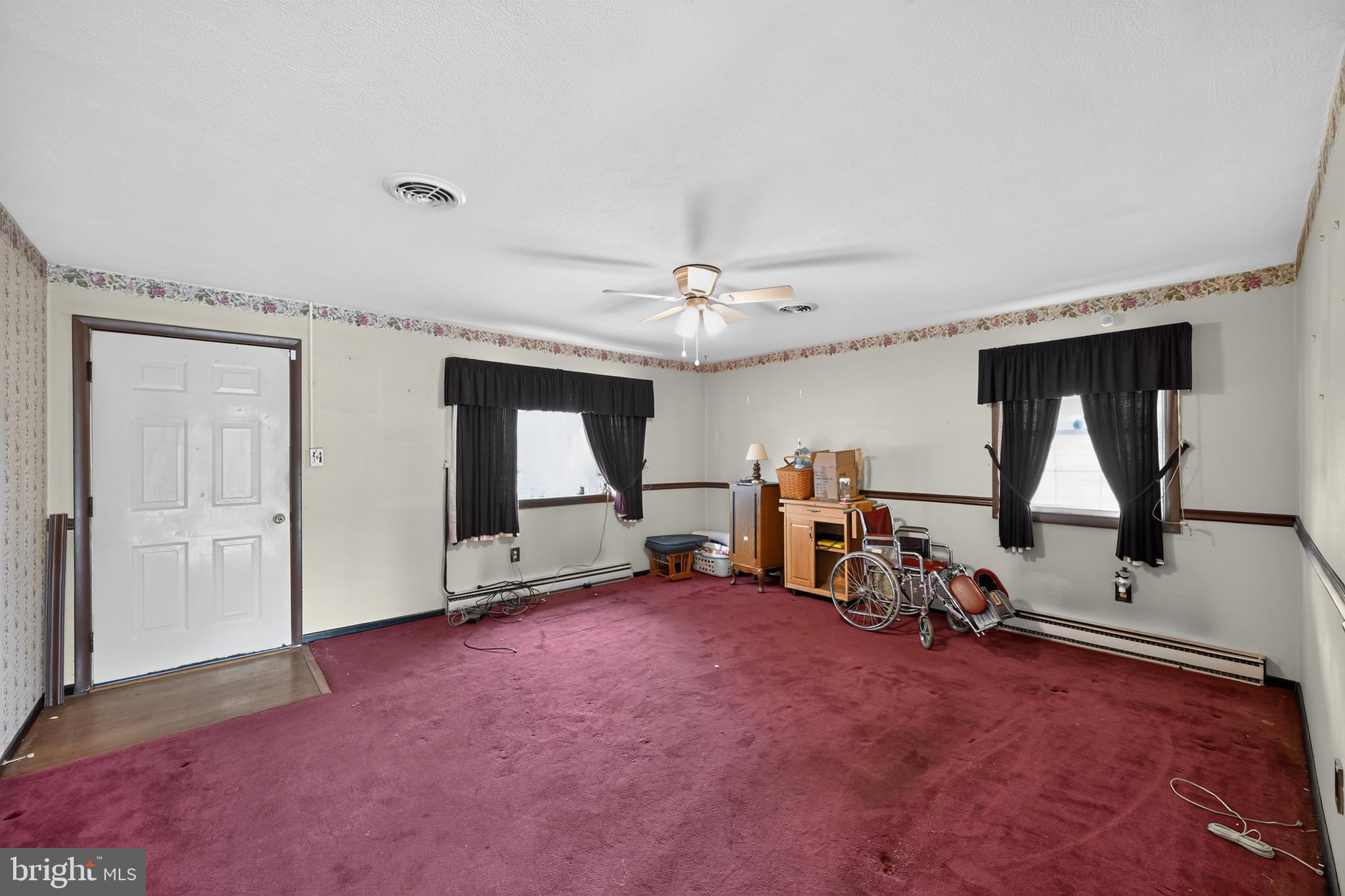 52 Roth Church Rd Spring Grove Spring Grove, PA 17362 - Photo 8 of 30