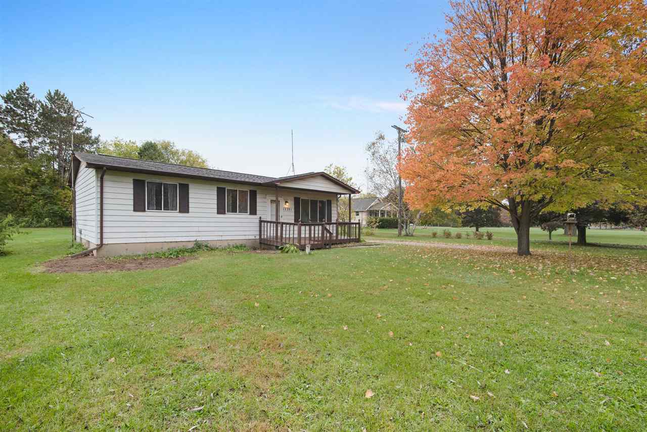 12391 North Genesee Road Clio, MI 48420 - Photo 2 of 23