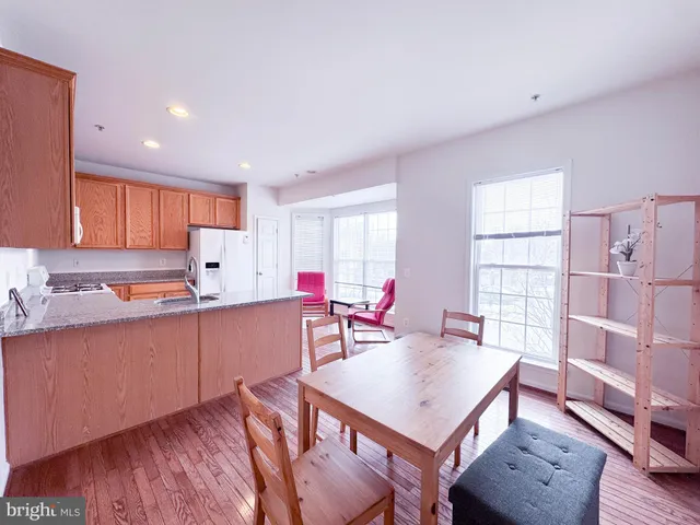 $3,250 | 1682 White Oak Vista Drive, Silver Spring, MD 20904