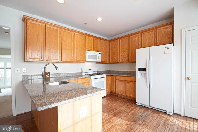 $3,250 | 1682 White Oak Vista Drive, Silver Spring, MD 20904