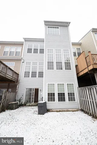 $3,250 | 1682 White Oak Vista Drive, Silver Spring, MD 20904